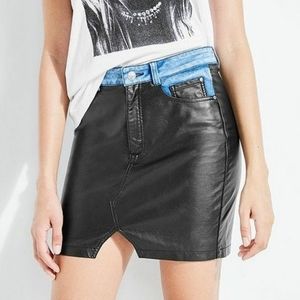 GUESS Tarra Rebel Skirt